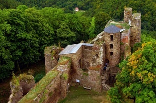 Zcenina hradu Hasitejn -  steck kraj